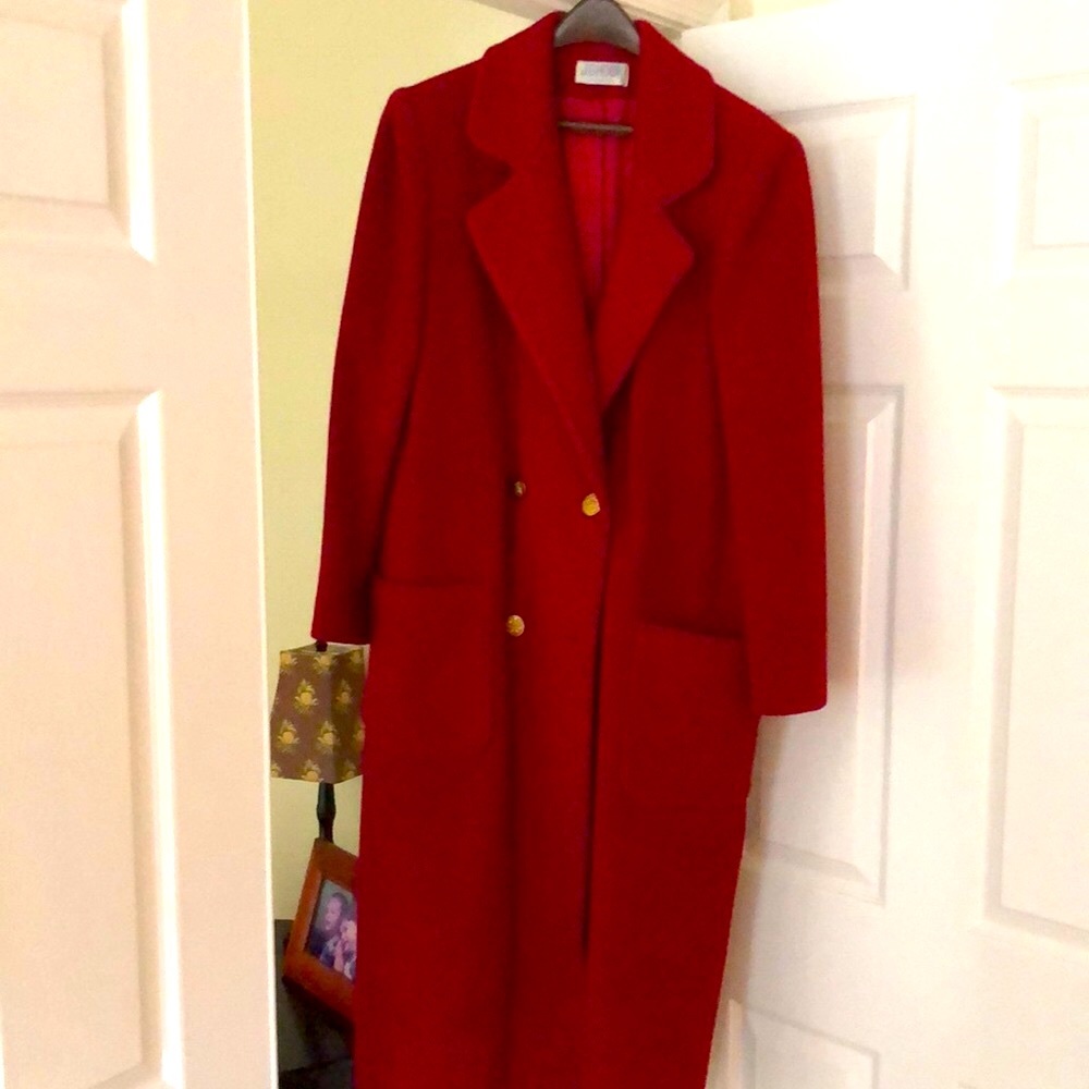 Vintage 100% wool Women’s Long Coat Made In USA